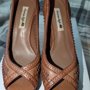 American Eagle Outfitters Tan Woven Peep Toe Heels